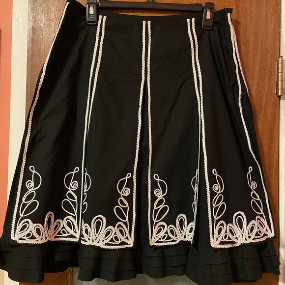 Boston Proper Women Black Creme Embroidered Box Pleat Flare Skirt NWOT-8 - Picture 1 of 7